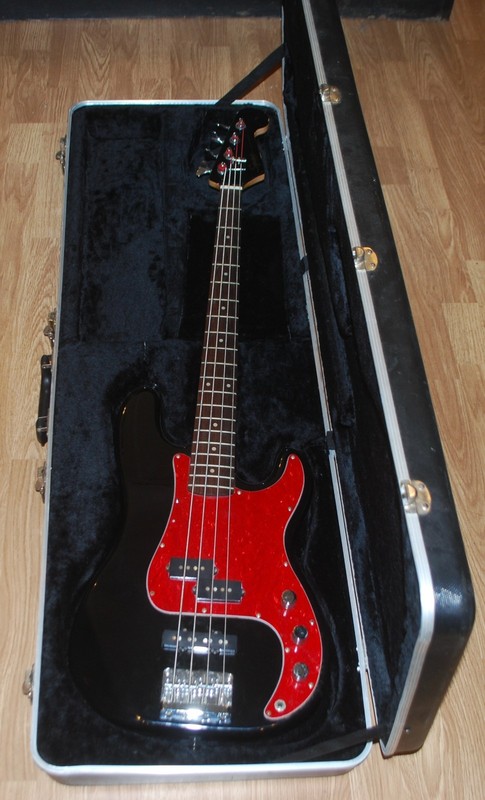 Fender Squier Precision Bass Electric Guitar With Hardshell Case