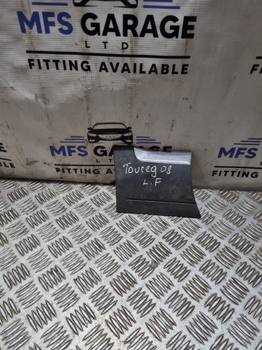 Volkswagen Touareg Mk1 2006-2010 Front Links Kotflügel Zierleiste Schwarz