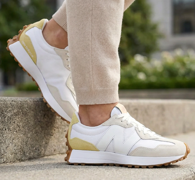 New Balance スニーカー 327WS327（WHITE/YELLOW） New Balance 327 Casual Women Sneaker Shoes White Citrus Yellow