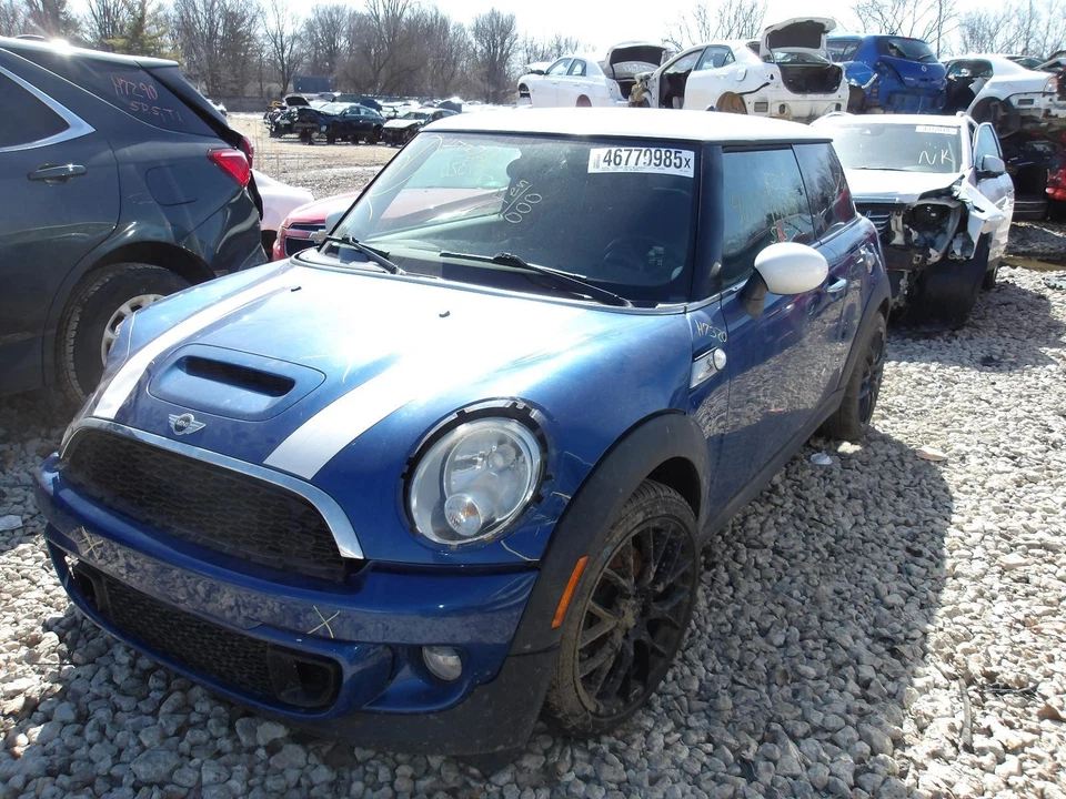 Brazo de control inferior inferior delantero izquierdo usado se adapta a: Mini Cooper HT Fro 2012 Foto 2 de 4