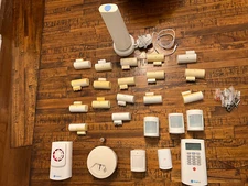 Simplisafe Security System, Gen 1.  Working Condition