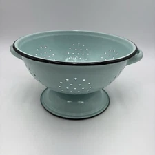Green Enamel Colander Strainer Pedestal Footed Metal Retro Farmhouse 9"