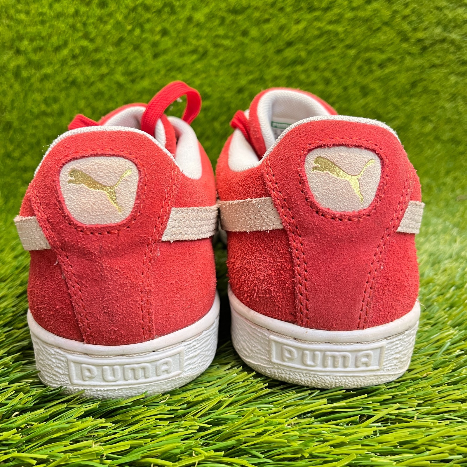 Puma Suede Classic Mens Size 9 Red White Athletic Lifestyle Shoes Sneakers thumbnail 6