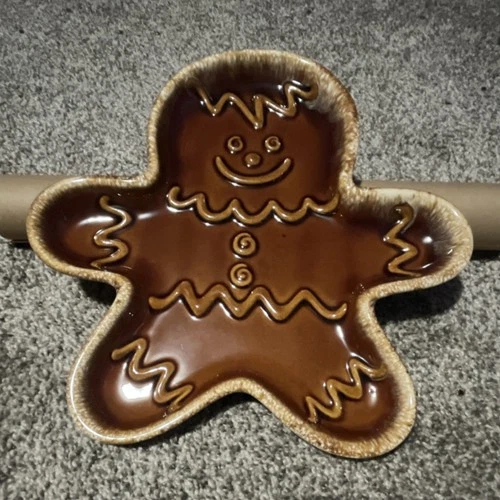 Hull Gingerbread Man Ceramic Candy Dish Brown Glossy Christmas USA