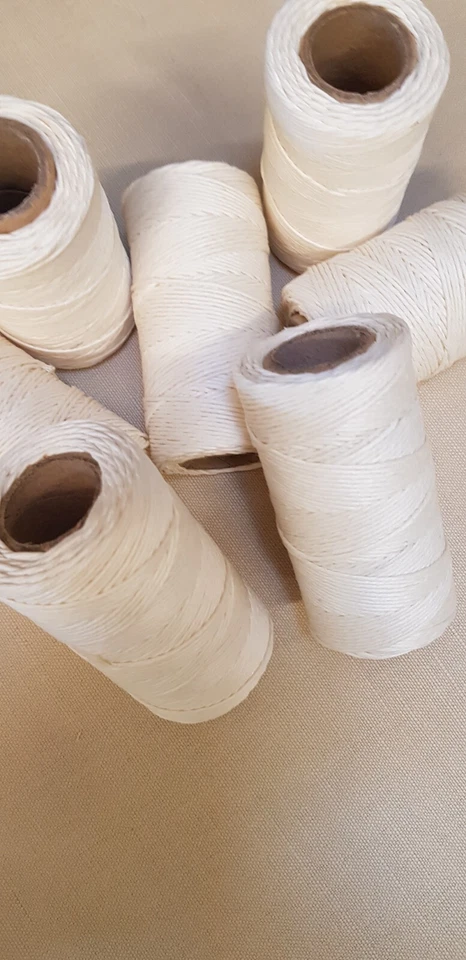 HEAVY DUTY THREAD  FULL SPOOL 300M 10 PLY PURE IRISH LINEN - Image 2 of 4