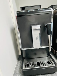 Tchibo * Esperto Latte * Kaffeevollautomat * Espresso * Caffè Crema * Cappuccino