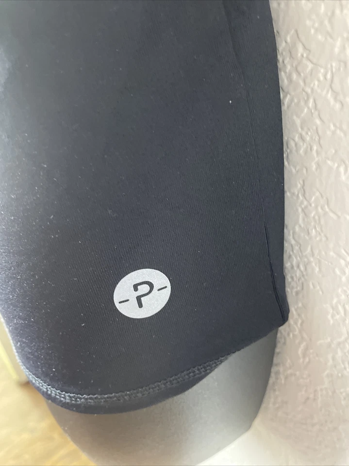 Top Protokolo de malla en capas negro talla M/L Foto 4 de 4