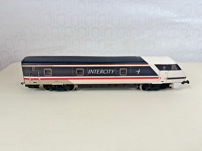 Hornby Intercity BR Mk4 Driving Van Trailer Swallow Class Train OO Gauge