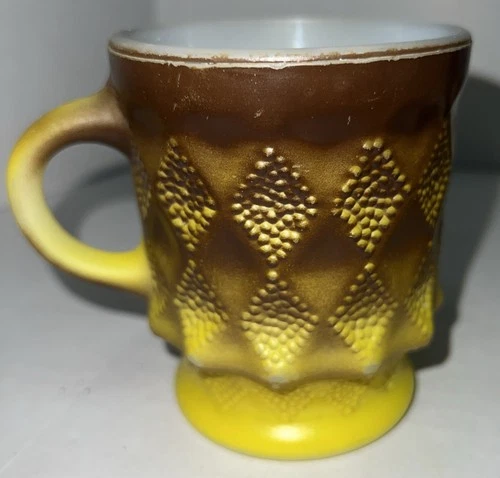 Vintage 1960-1970s ANCHOR HOCKING/FIRE KING Oven-Proof Kimberly Mug Yellow/Brown
