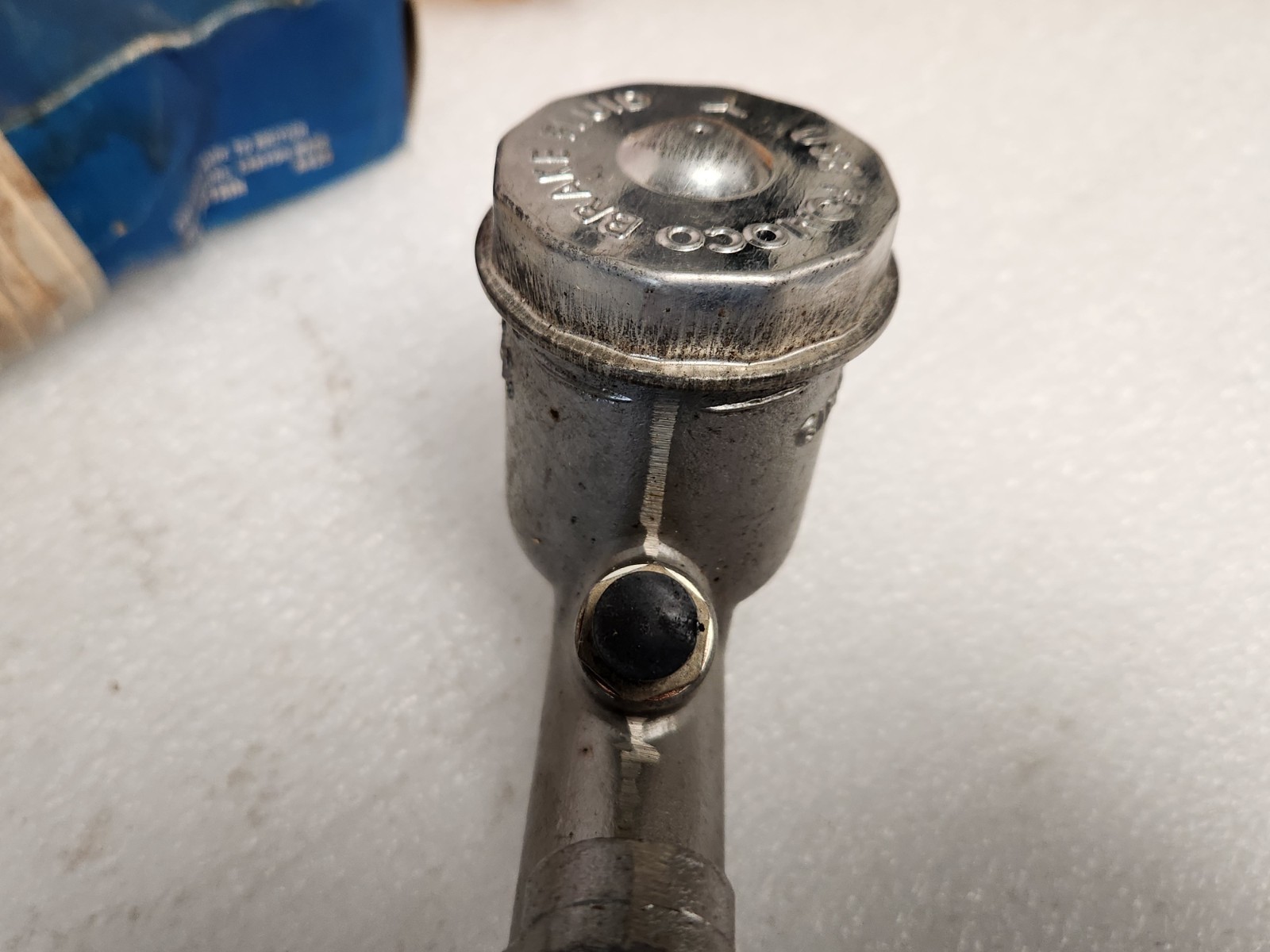 NOS 5/8 Brake Cylinder Ford Anglia Nash Metropolitan Lotus Aluminum Cap 100E2140