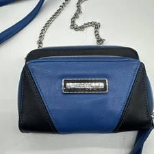 Kenneth Cole Reaction Wallet With Strap