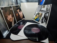 BEATLES 2 LP WHITE ALBUM SWBO-101 VINYL RECORD PICTURE INSERTS PHOTOS POSTER