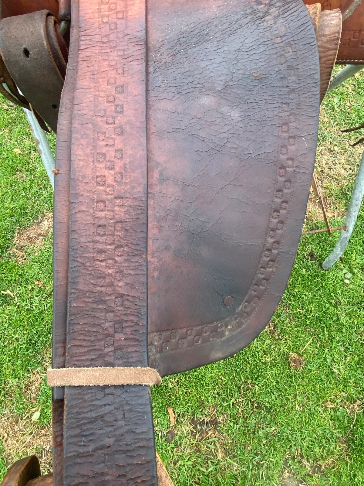 Antique/Vintage 15"border tooled Western  slick seat saddle
