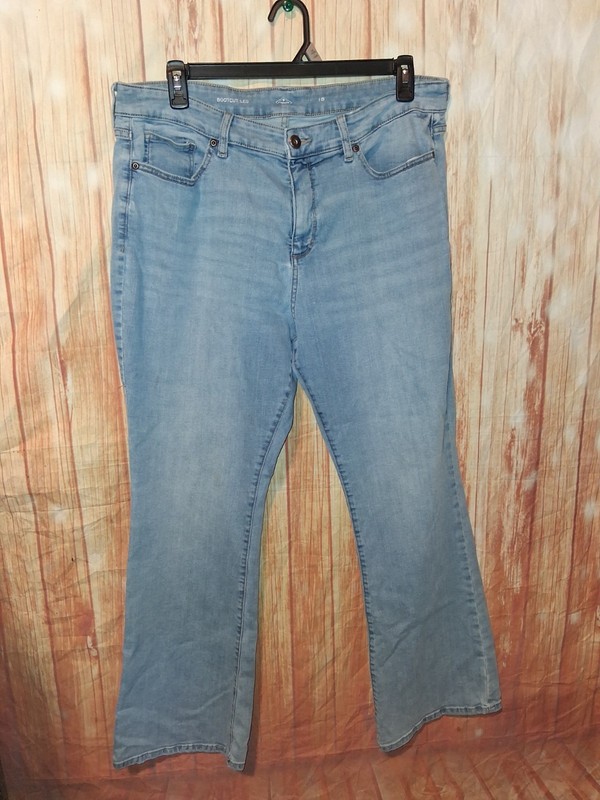 SJB Light Denim Bootcut Jeans Sz 18