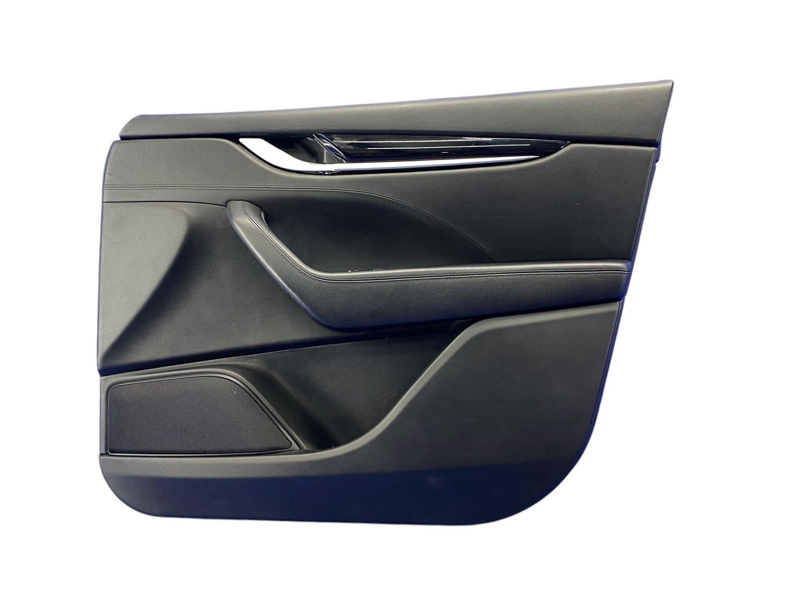 2017-2024 MASERATI LEVANTE FRONT RIGHT INTERIOR DOOR TRIM COVER PANEL BLACK OEM