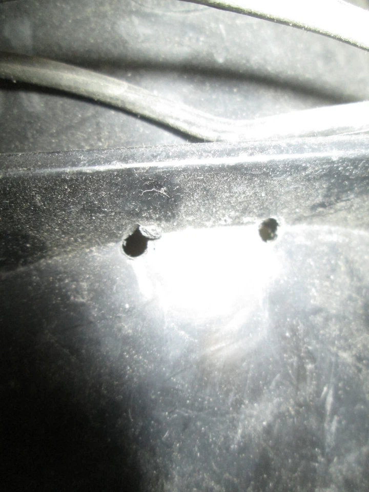 MONTAJE GUARDABARROS TRASERO HONDA CBR125R 2004-2010 80100-KTY-D30 BUEN ESTADO Foto 4 de 4