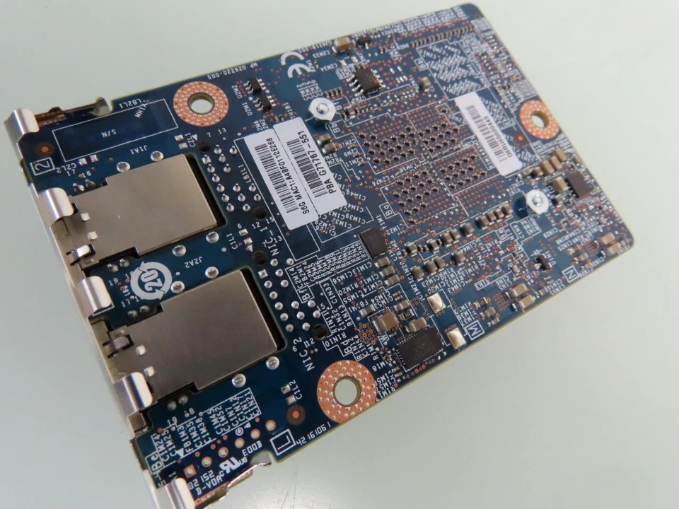 NEW Intel AXX10GBTWLHW3 Dual RJ-45 port 10GBASE-T IO Module - Image 4 of 4