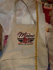 ATTRACTIVE WORLD CLASS MAINE LOBSTER APRON "THE WAY LIFE SHOULD BE"