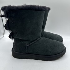 UGG Bailey Bow II Black Suede Sheepskin Boots Women s Size 7 1016225