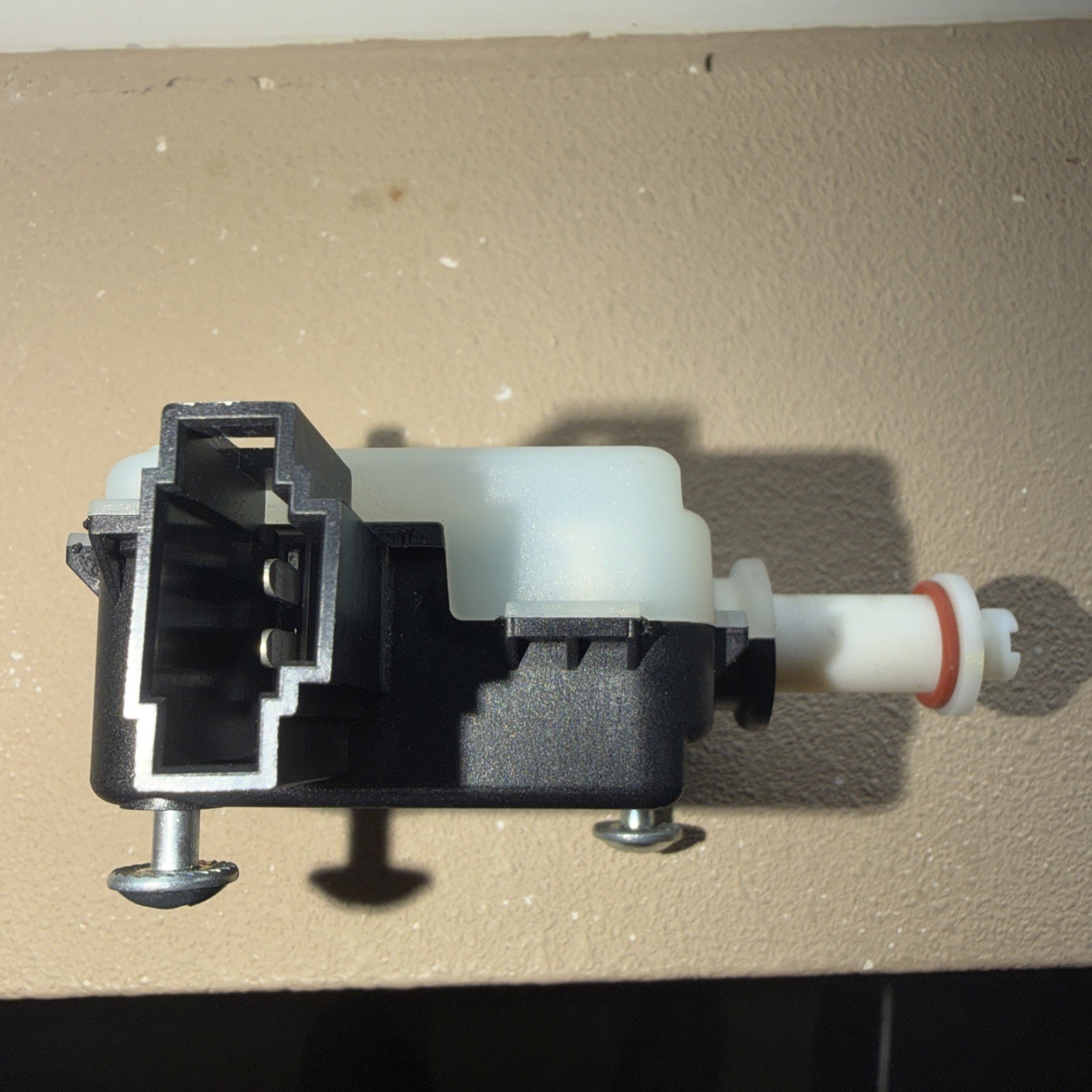 Bentley Continental Flying Spur GT GTC fuel filler door actuator #1060