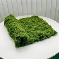 39" x 39" Waterproof Artificial Moss Mat – Light Green
