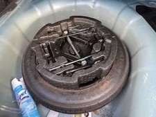 2021 Hyundai Accent Jack Kit. Spare Not Included 2021 Hyundai Accent Jack Kit. Spare Not Included