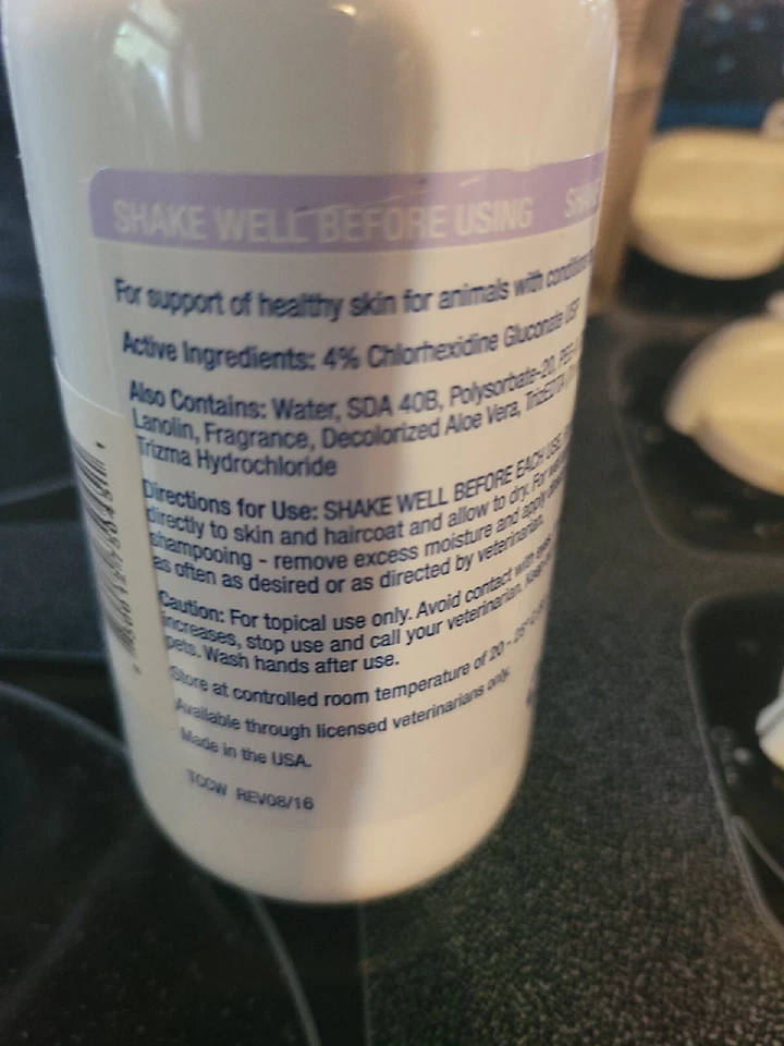 Spray antimicrobiano Dechra TrizCHLOR 4 estado para perros gatos y caballos 8 oz 4/26 Foto 3 de 4
