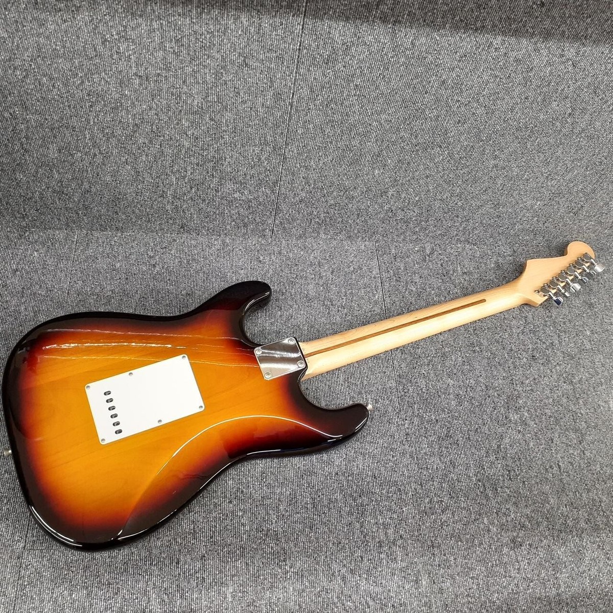 ギター Fender Japan ST-50 3TS/R Stratocaster Fender Japan J-Craft Standard 1950s ST-50 3TS Stratocaster