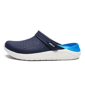 mens nike clogs