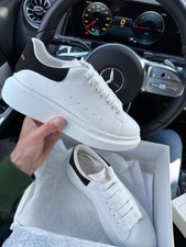 Scarpe Alexander McQueen bianche con nero sca...