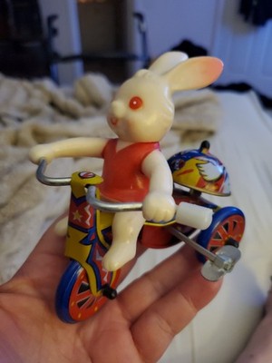 Vintage MTU Wind Up Bunny Rabbit On Tricycle Tin Toy Made In Korea WORKS
