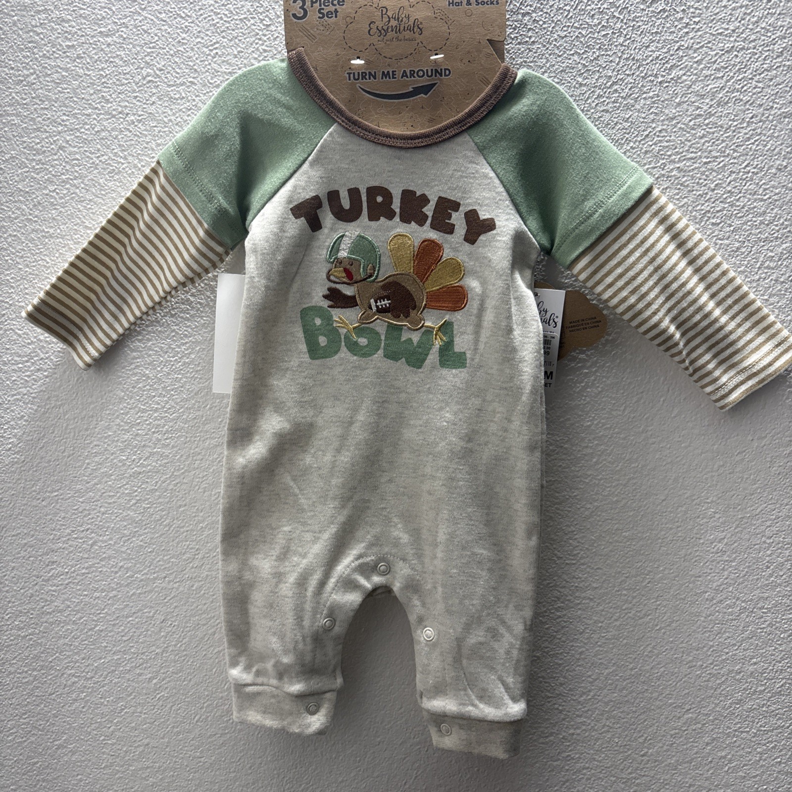 BABY ESSENTIALS  3 PIECE SET BOYS SiZE  3M TURKEY BOWL