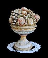 Ancienne corbeille de fruits en bois polychrome