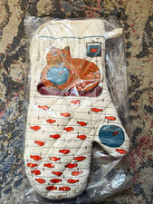 Vintage Taylor & NG 1981 Quilted Oven Mitt Re...