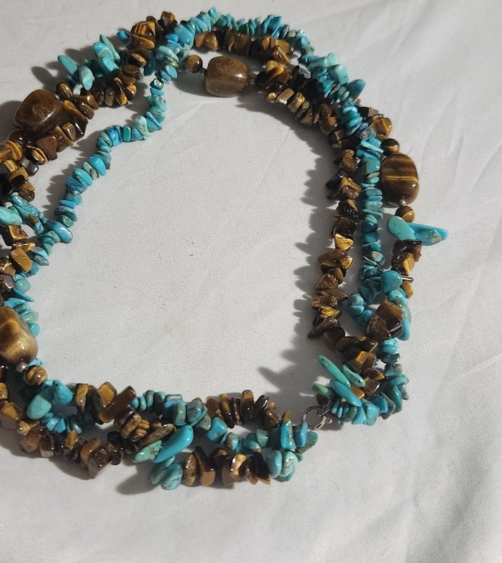 TURQUOISE & TIGEREYE NATURAL STONESTRIPLE STRAND NECKLACE 16'