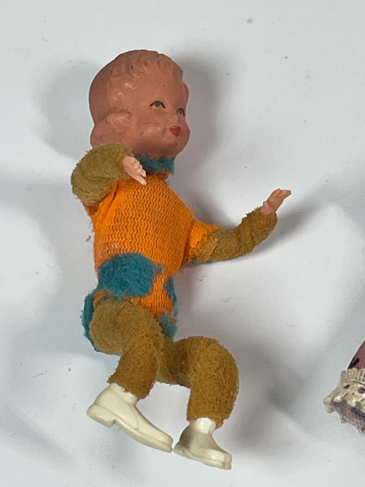 Vintage 5 PIECE DOLL FAMILY,  Dollhouse Miniature