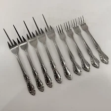 5 Oneidacraft Stainless Seafood Forks 7.25" 4 Unbranded Stainless Cocktail Forks