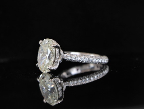 $65,000 HRD 18k White Gold L SI2 4.19ct Oval Diamond Pave Set Engagement Ring 5 - Bild 8 von 10