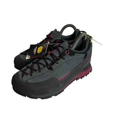 La Sportiva Boulder X Womens Approach Shoe, US 5.5, EUR 36 Carbon/Beet