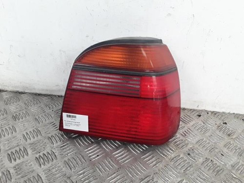 Feu Arrière Droit D'origine Pour Volkswagen Santana - Pièce D'occasion