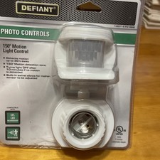 Defiant Photo Controls 150° Motion Sensor  A...