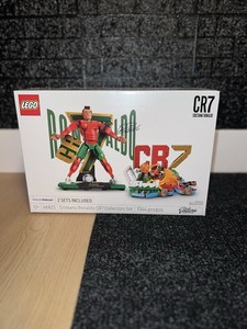 LEGO Editions Cristiano Ronaldo FIFA WORLD CUP Collector Set 2 In 1 Walmart Exc.