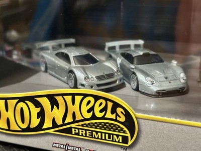 Hot Wheels Premium Collector Diorama 90s Supercars Set Porsche 911