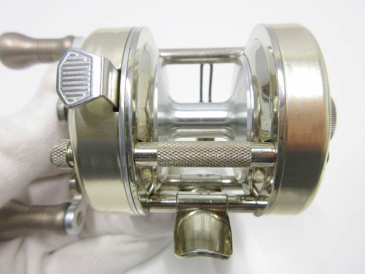 ISUZU BC731SSS LEFT-HAND DRIVE BAITCASTING REEL FISHING FROM ISUZU BC731SSS LEFT-HAND DRIVE BAITCASTING REEL FISHING FROM