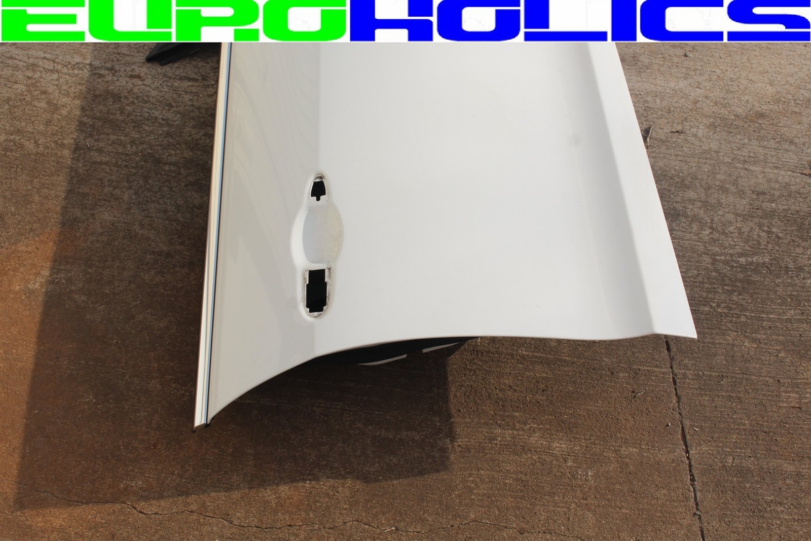 OEM Maserati M157 Ghibli 14-23 Right Front Passenger Exterior Door Shell WHITE