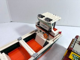 LEGO City: Pizza 60150 + cargo ship only 60422 + ice cream 60253