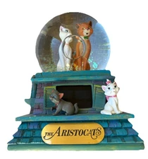 Disney Aristocrats Snow Globe with Box Lights Up! Disney Store - Parts Or Repair