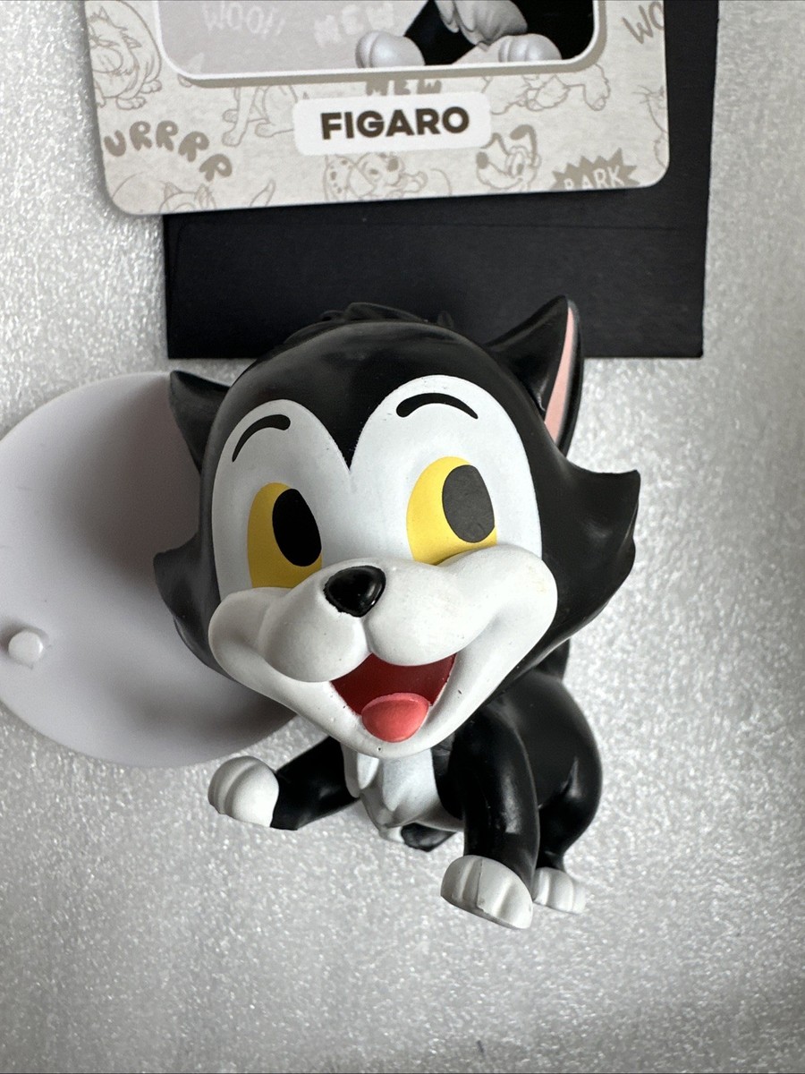 CultureFly Disney Cats & Dogs Mystery Vinyl 3” Figure Pinocchio