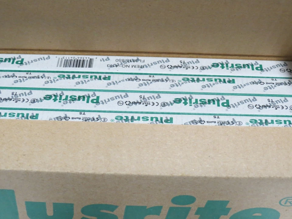 PLUSRITE 4113 FL28T5/850 HIGH EFFICIENCY FLOURESCENT LAMP 28W T5 BULB 5000K 25 P - Image 3 of 3