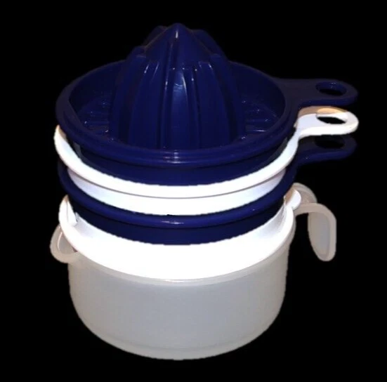 Tupperware Cooks Maid Set 5 Pieces Grater, Egg Separator, Juicer Blue White NEW
Opens in a new windo